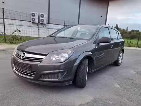 Opel Astra 1.6 115 Cosmo