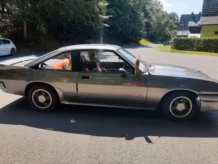 Opel Manta GSI