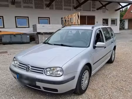 Volkswagen Golf 75