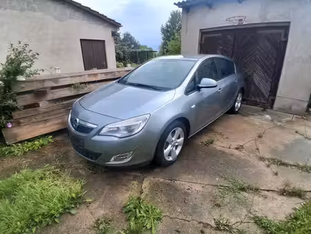 Opel Astra 1.6 180 Sport