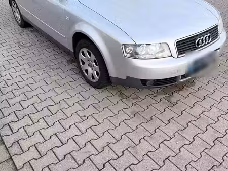 Audi A4 2.0 130