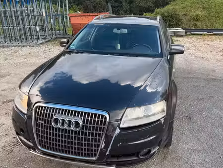 Audi A6 quattro