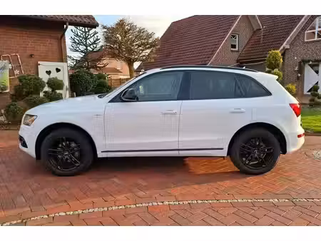 Audi Q5 2.0 S line quattro