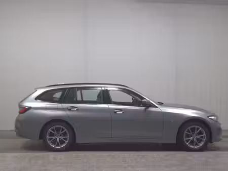 BMW Série 3 330e 2.0 184