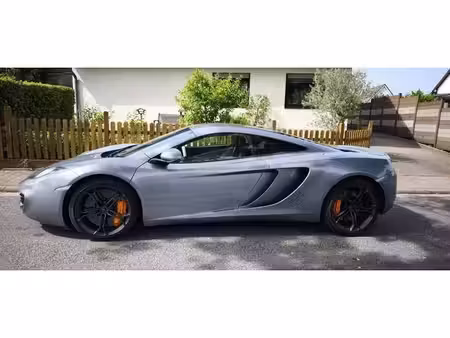 McLaren MP4-12C V8 3.8 625