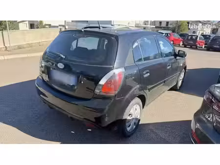 Kia Rio 1.4 97