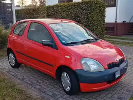 Toyota Yaris 1.0 VTi 68