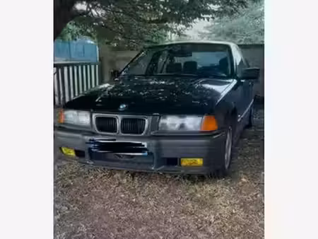 BMW Série 3 320i