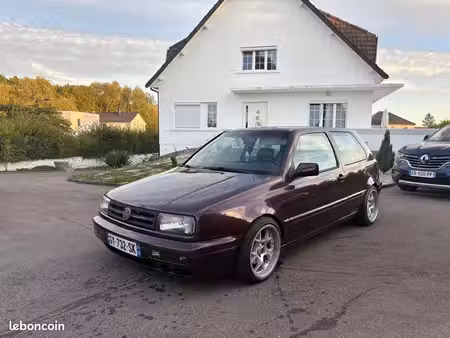 Volkswagen Golf VR6 V6 2.8 174