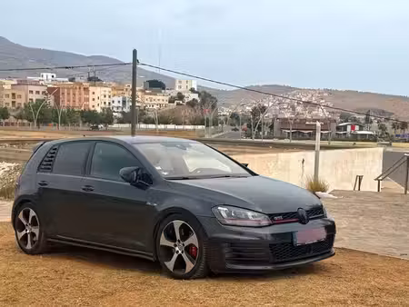 Volkswagen Golf GTI 2.0 TFSI 230 Performance