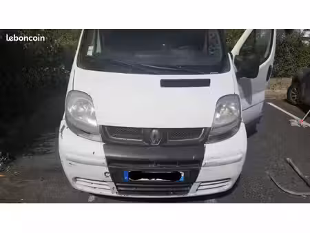 Renault Trafic 2.5 dCi 150