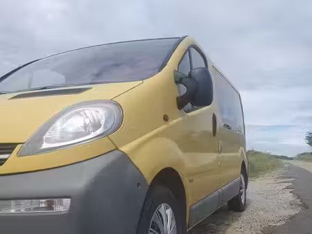 Renault Trafic 1.9 dCi 82