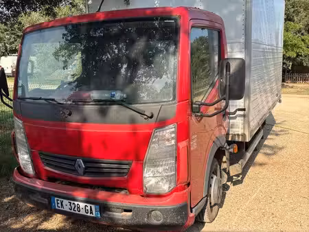 Renault Maxity 