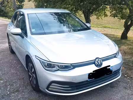 Volkswagen Golf 1.0 TSI 110