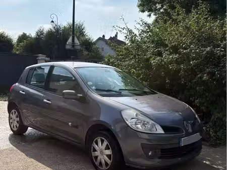 Renault Clio 1.6 110