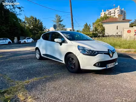 Renault Clio 1.2 75