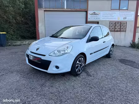 Renault Clio 1.2 75