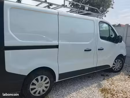 Renault Trafic 2.0 dCi 120