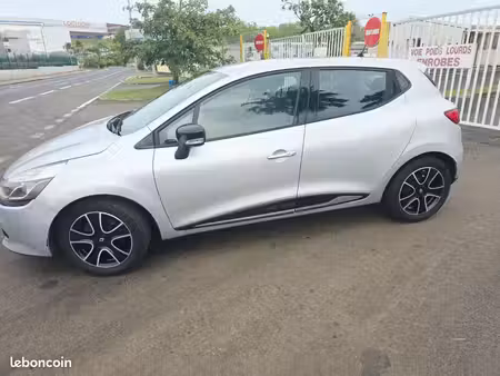 Renault Clio 1.2 75