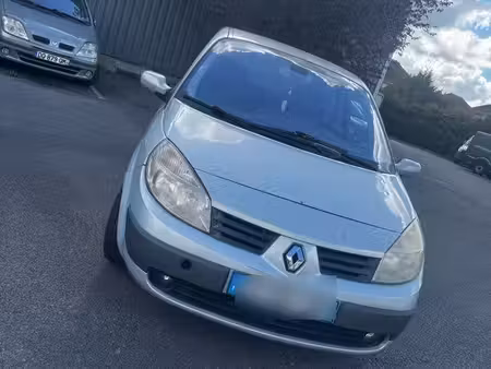 Renault Scénic 1.9 dCi 120