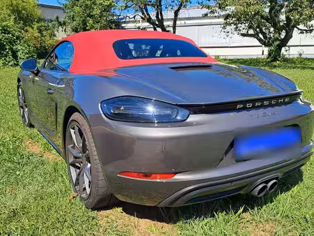 Porsche 718 