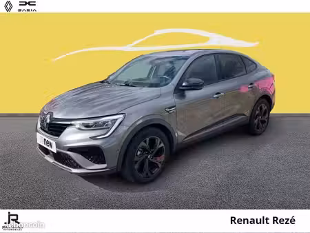 Renault Arkana E-Tech 1.6 145 RS Line
