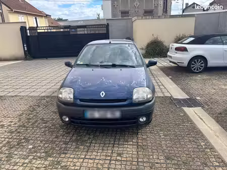 Renault Clio 90