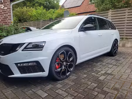 Škoda Octavia RS 2.0 TSI 245