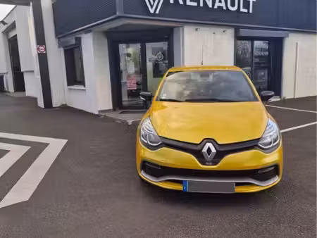 Renault Clio RS 1.6 T 200