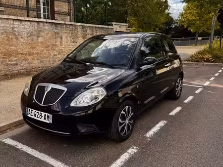 Lancia Ypsilon 1.2 69