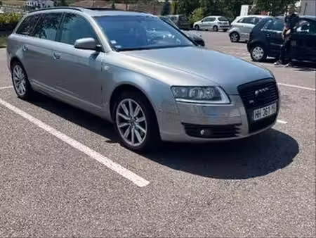 Audi A6 V6 3.2 FSI 255