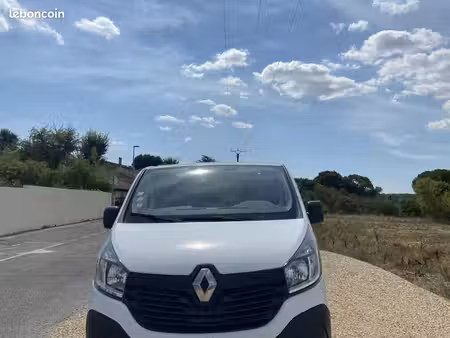 Renault Trafic dCi 120
