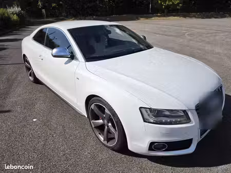 Audi A5 S5 V8 4.2 FSI 354 quattro