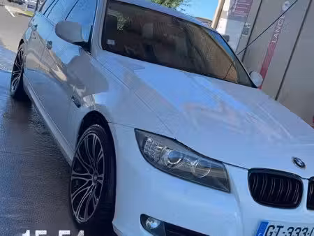 BMW Série 3 3.0 245
