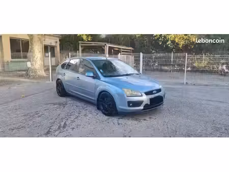 Ford Focus 1.6 115