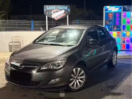 Opel Astra 1.7 CDTI 110
