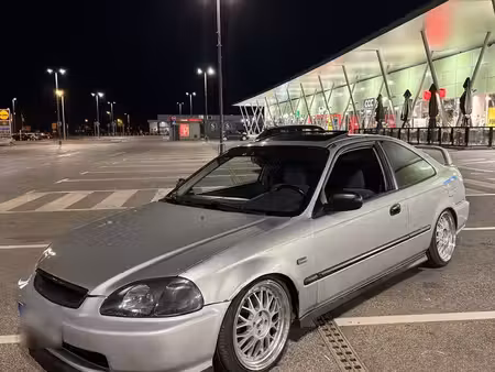 Honda Civic 1.6 105 LS