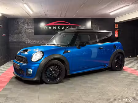 Mini Mini John Cooper Works 1.6 211