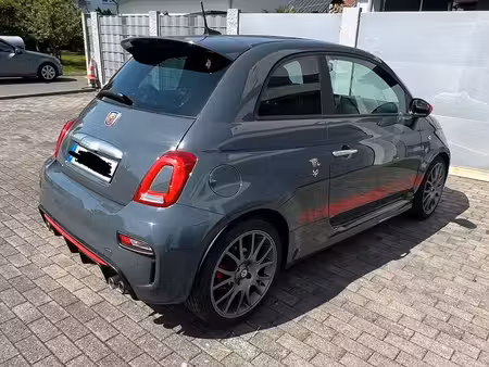 Abarth 595 1.4 180 Competizione