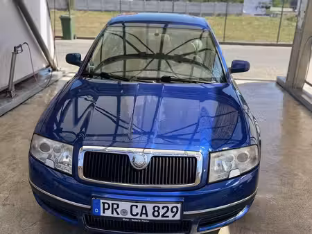 Škoda Superb V6 2.5 163 Elegance