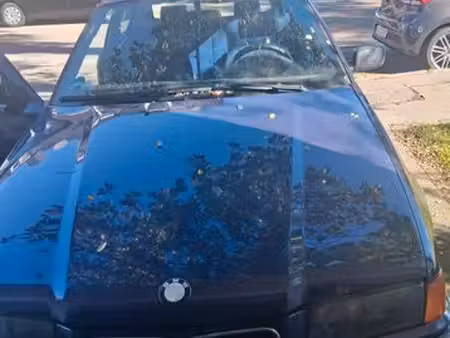 BMW Série 3 318i 1.9 140