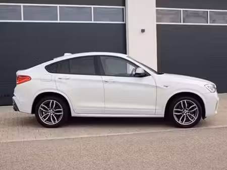 BMW X4 M40i 3.0 360