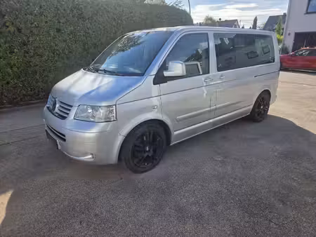 Volkswagen Transporter T5 2.5 TDI 174 Highline