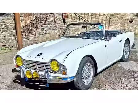 Triumph TR4 
