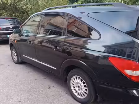 SsangYong Rodius 2.7 165