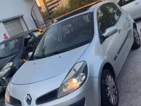 Renault Clio 1.6 110