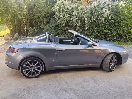 Alfa Romeo Spider 2.4 JTDm 200 Exclusive