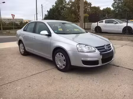 Volkswagen Jetta 2.5 TDI 110