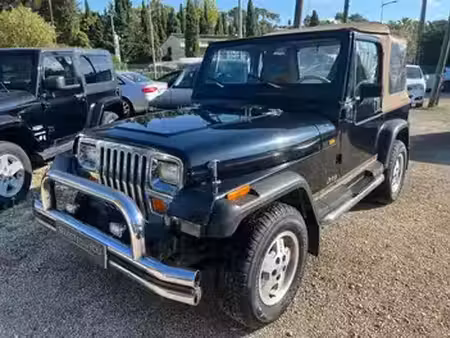 Jeep Wrangler 2.5 Laredo
