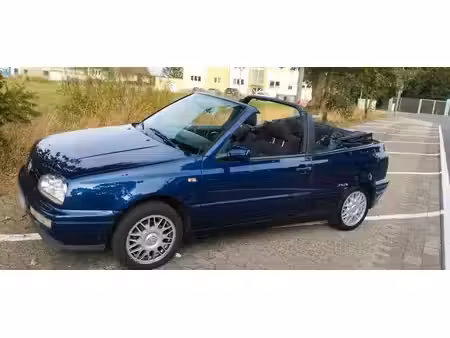 Volkswagen Golf 1.8 75